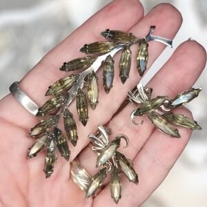 Vintage Beau/Judy Rhinestone Demi